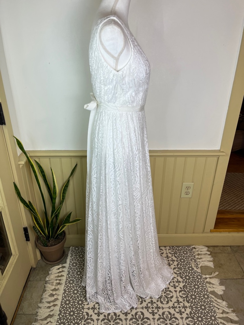 Vera Wang NWT White Lace Maxi Dress Sz 2 Bridal Destination Wedding Elopement - Picture 4 of 15